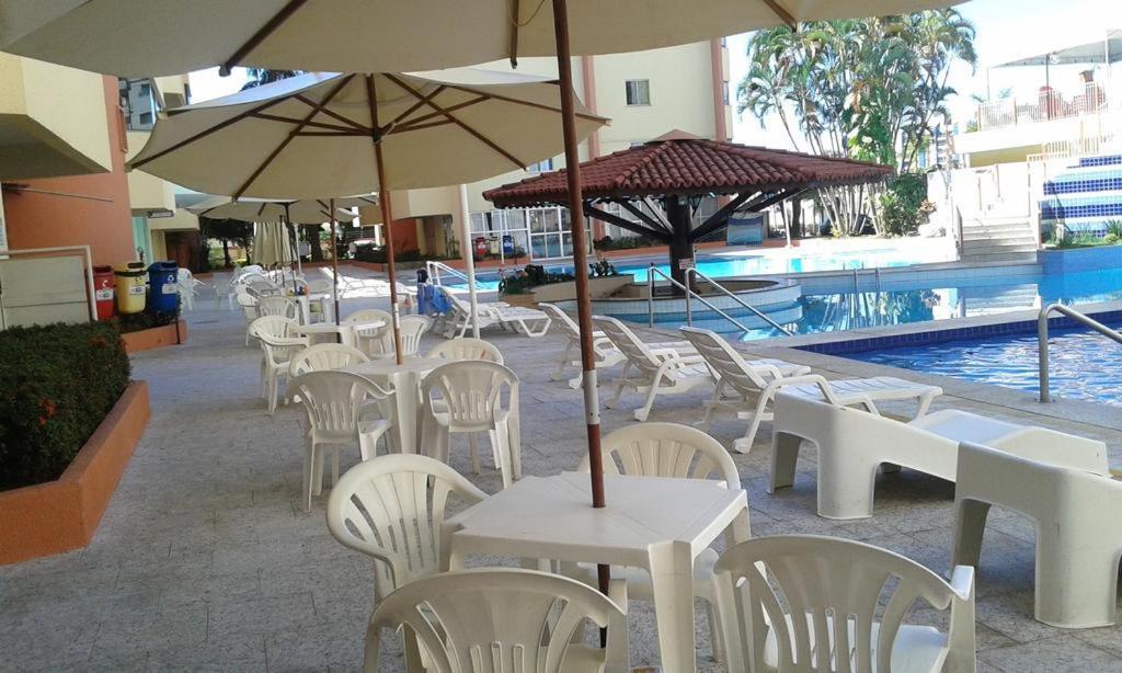 Caldas Novas - Go - Apartamento Parque Das Aguas Quentes Bloco 1 - Em Frente Clube Prive Ngoại thất bức ảnh