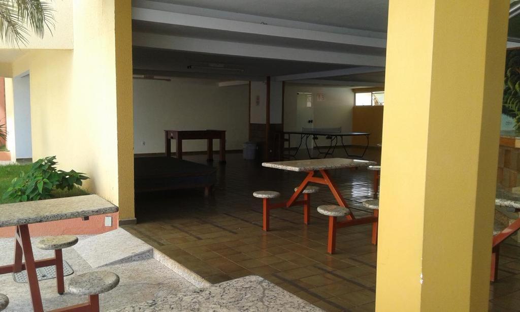Caldas Novas - Go - Apartamento Parque Das Aguas Quentes Bloco 1 - Em Frente Clube Prive Ngoại thất bức ảnh