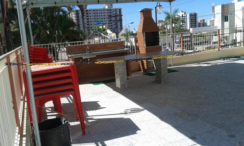 Caldas Novas - Go - Apartamento Parque Das Aguas Quentes Bloco 1 - Em Frente Clube Prive Ngoại thất bức ảnh